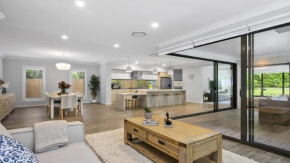 Paradise in Pearl-walk to beach, Pearl Beach
